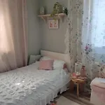 Homestay Gemuetliches Einzelzimmer Von Privat, Frisch Renoviert